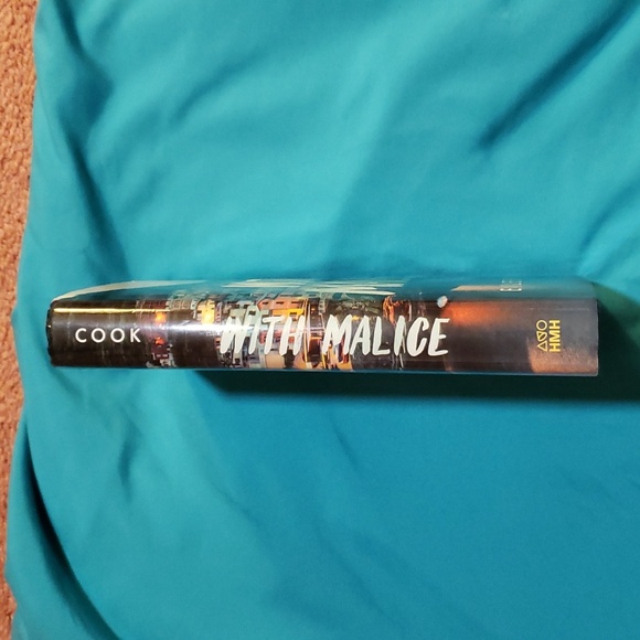 With Malice: A Novel by Eileen Cook. New. YA Thriller/YA Mystery - Picture 5 of 5